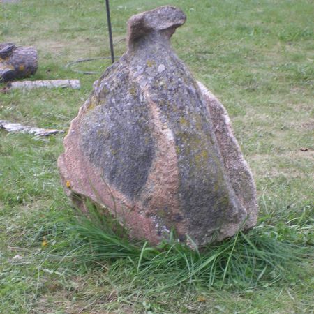 Klypelyftsteinen — Pinch lift stones lead image.