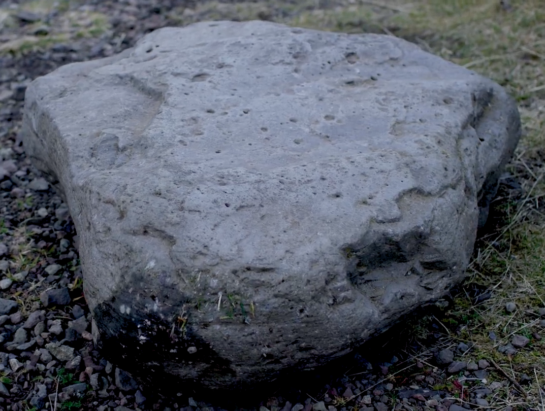 Húsafell stone - liftingstones.org